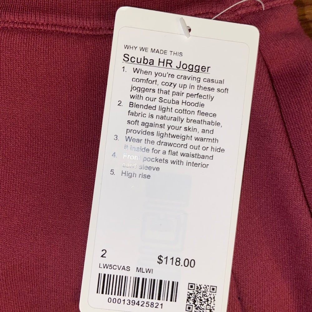 Lululemon Athletica - Picture 4 of 4
